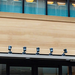 会社・店舗の”顔”をカタチにする、看板製作のプロフェッショナル。